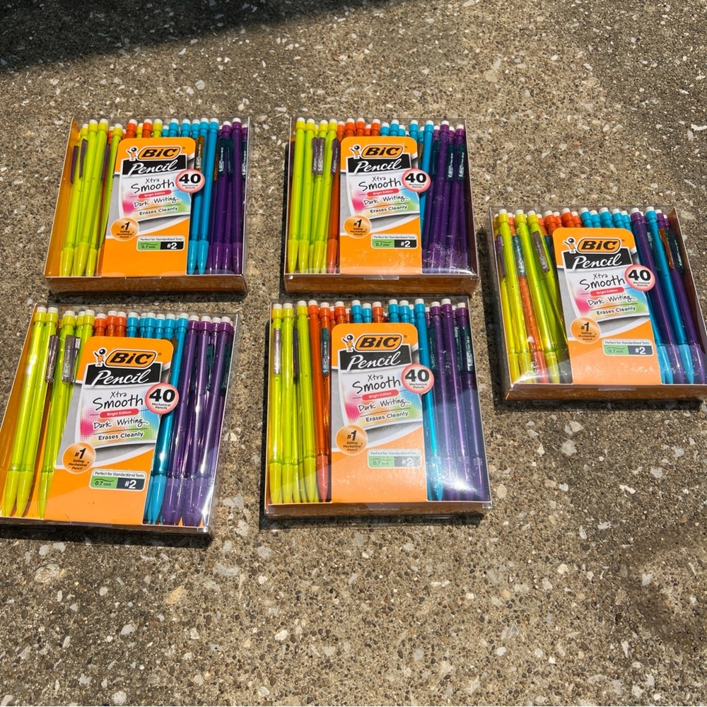 Vibrant Yellow and Purple Office Markers Set